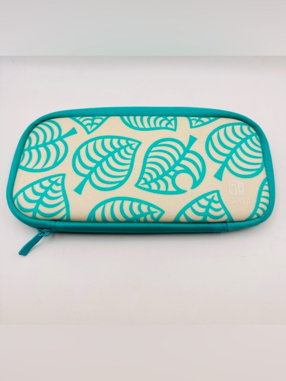Nintendo Switch Lite Animal Crossing Horizons Aloha Edition Carrying Case